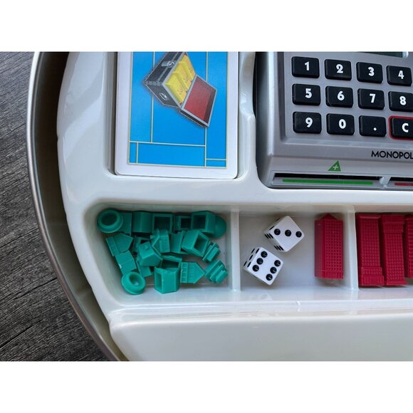 Monopoly Here & Now: World Edition Electronic Banking Unit 2008 Collectors Tin - Picture 6 of 15